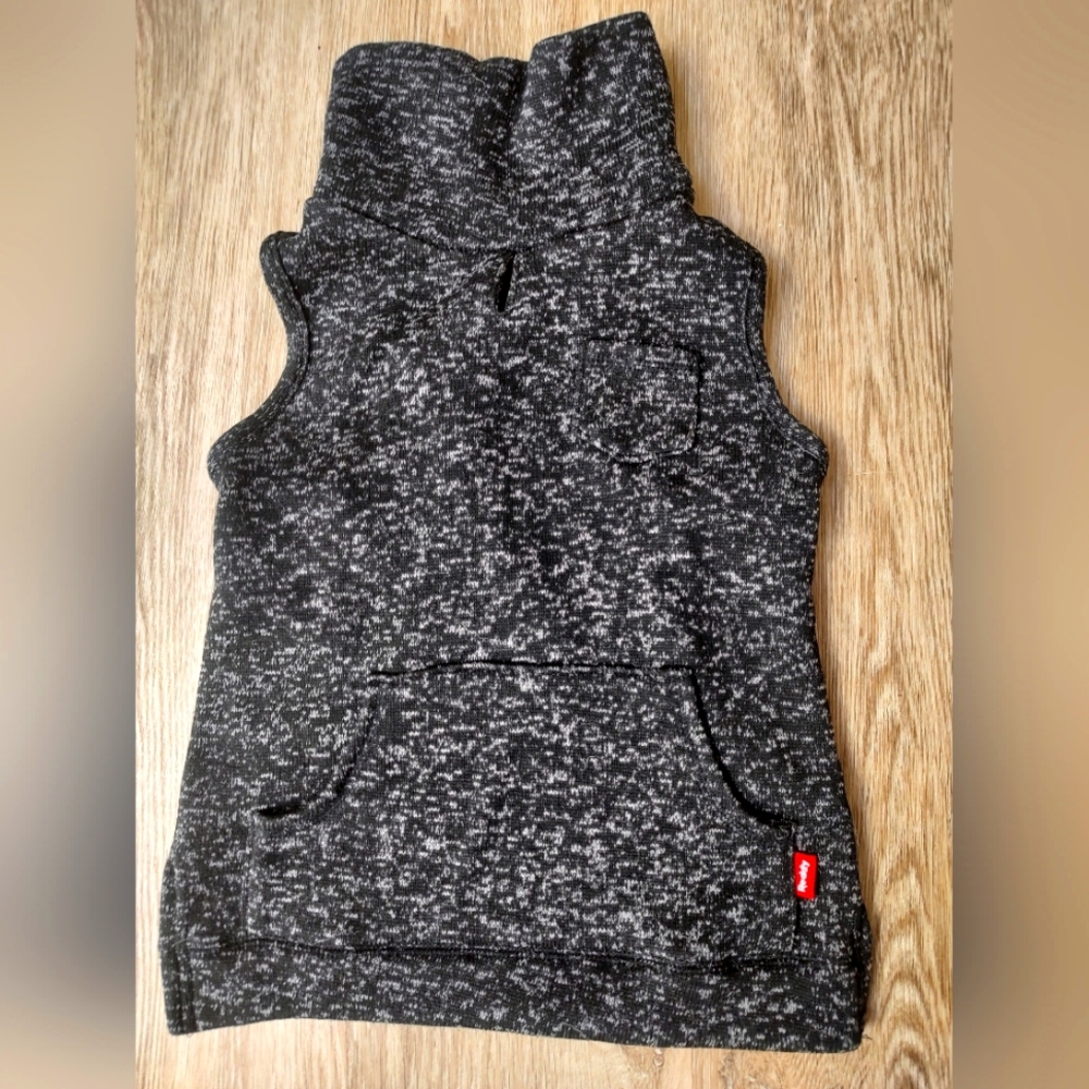 L dog turtleneck pullover